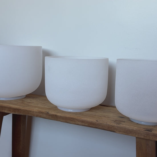 Crystal Tones Frosted Crystal Bowl F-C-G sound clip close up